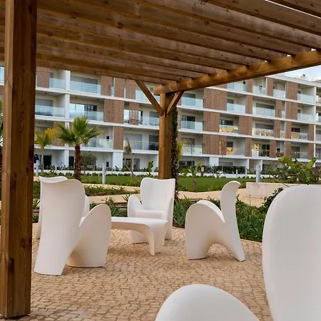 Blue Paradise Apartment