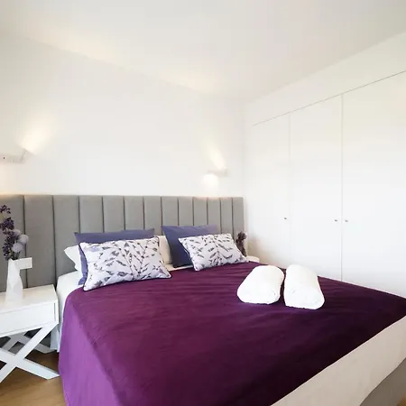 Blue Paradise Apartment